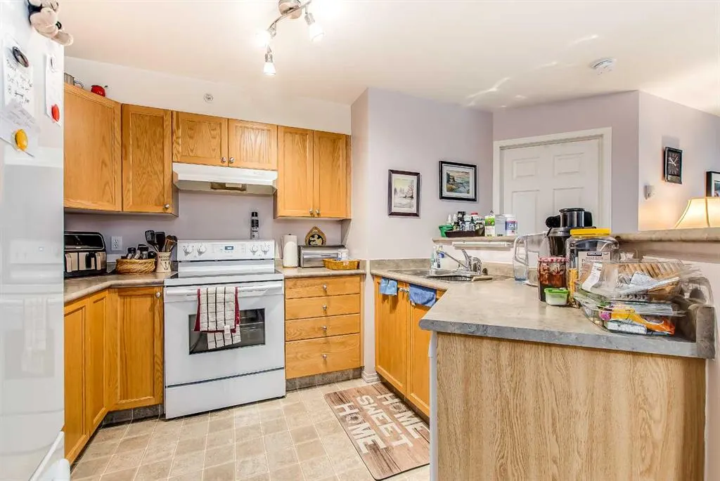 1648 Saamis Drive NW, #418