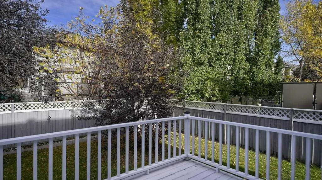 576 Douglas Glen Boulevard SE