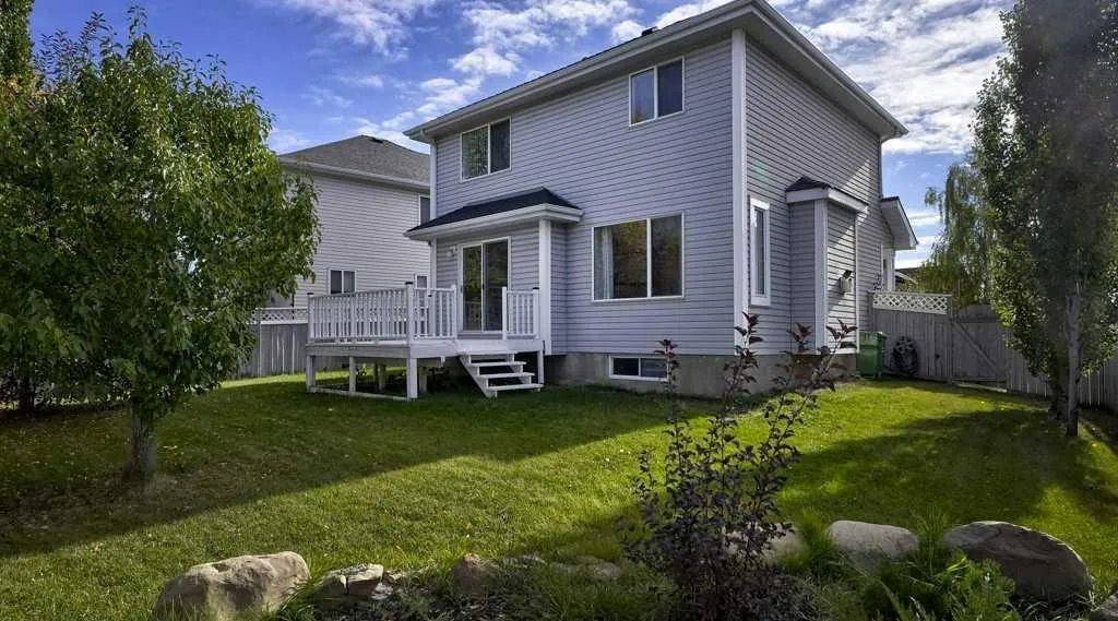 576 Douglas Glen Boulevard SE