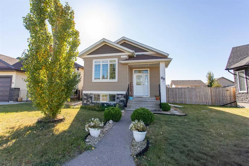 44 Mackenzie Crescent