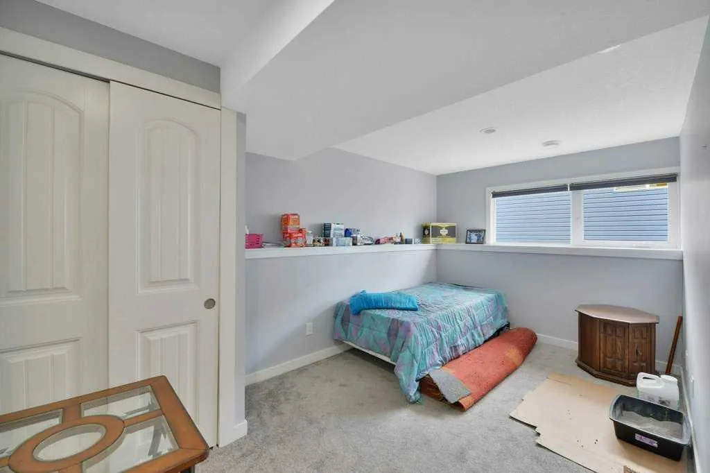 107 Patterson Crescent