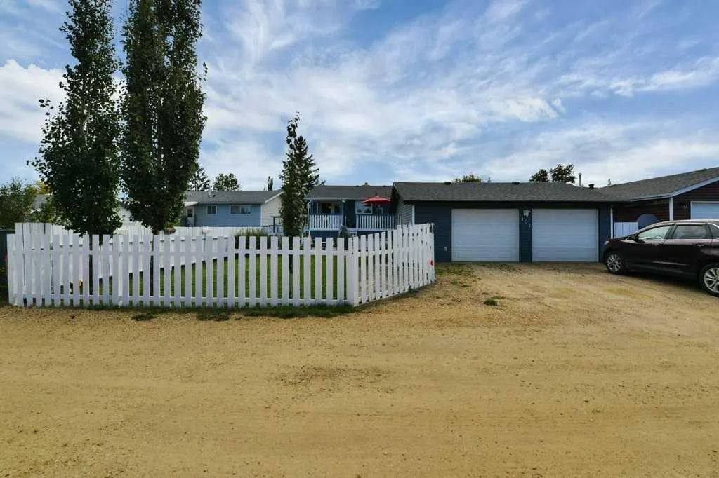 107 Patterson Crescent