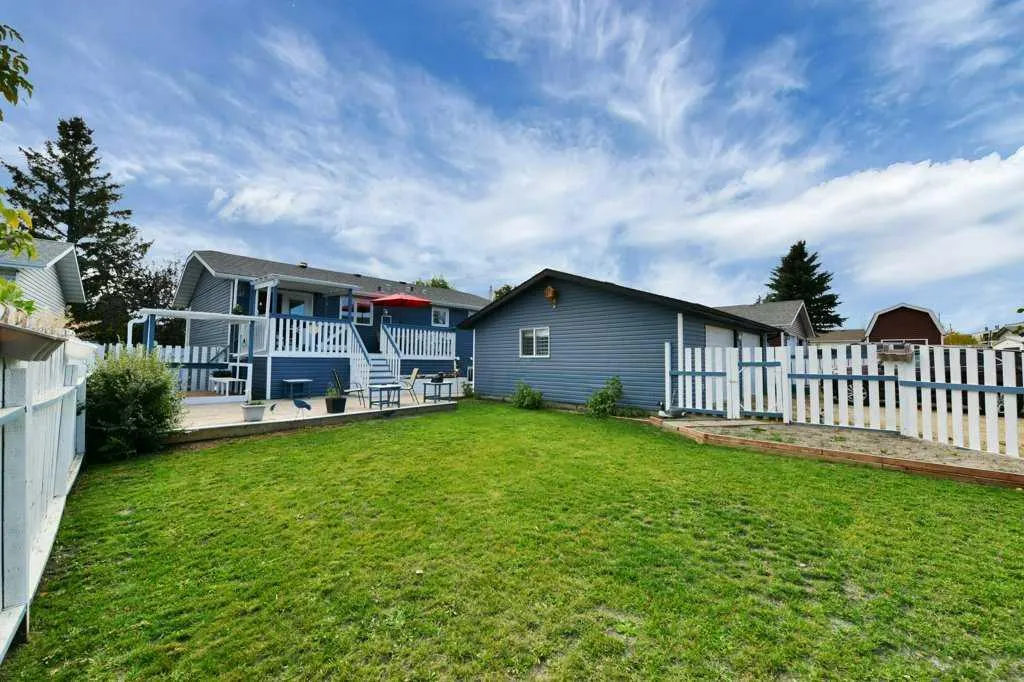 107 Patterson Crescent