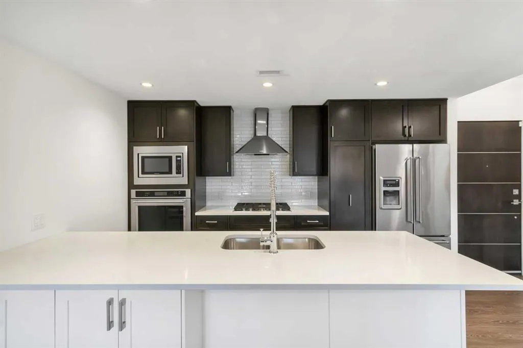3320 3 Avenue NW, #106