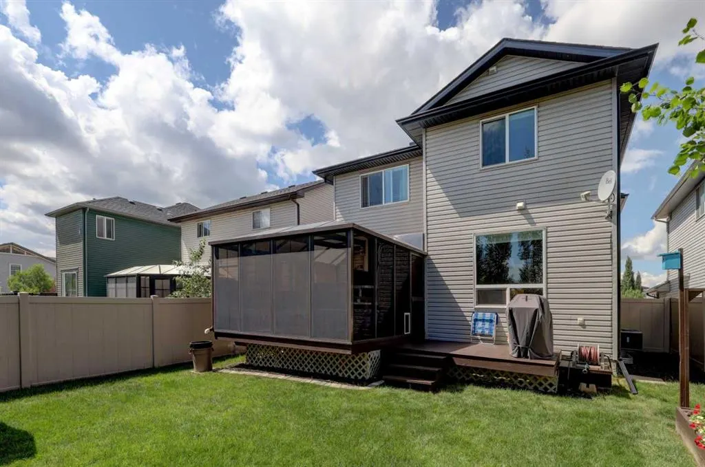 1210 Kingston Crescent SE