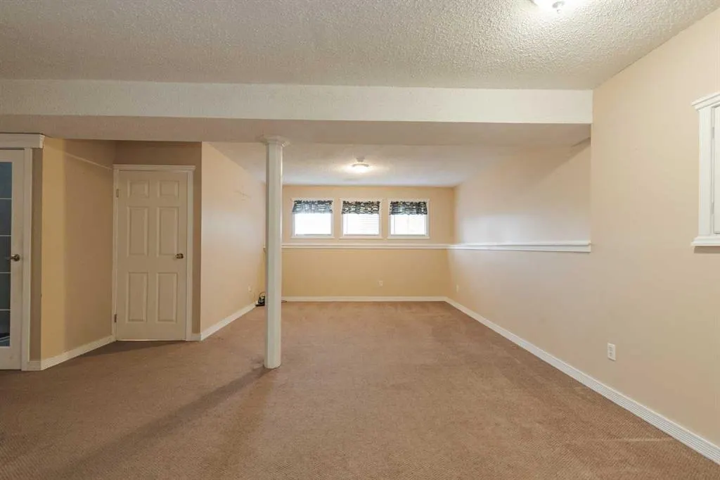 149 Farrell Crescent