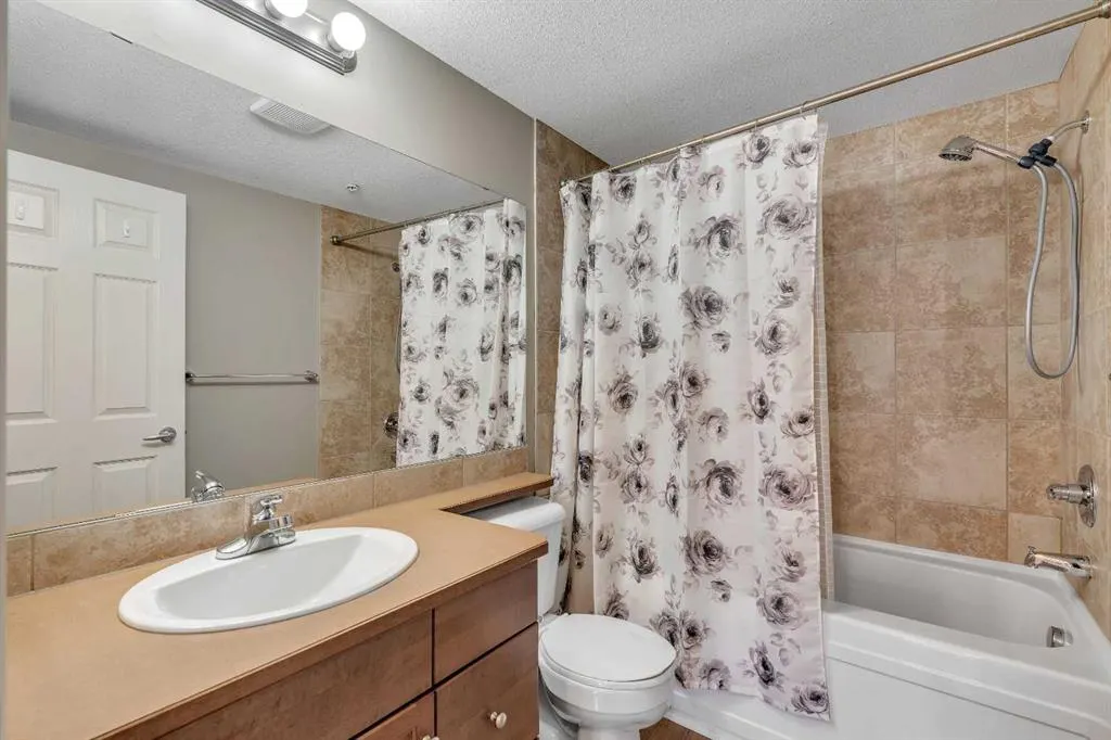 92 Crystal Shores Road, #3201