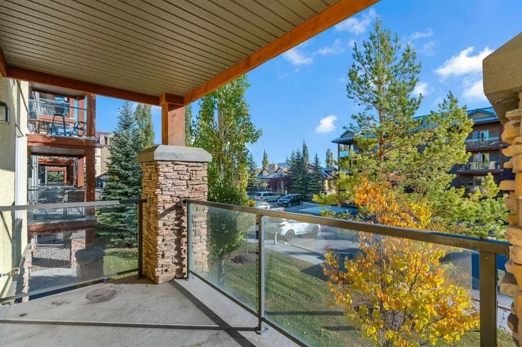 92 Crystal Shores Road, #3201
