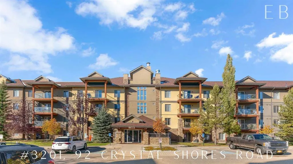 92 Crystal Shores Road, #3201
