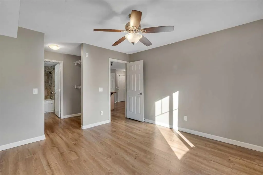 92 Crystal Shores Road, #3201