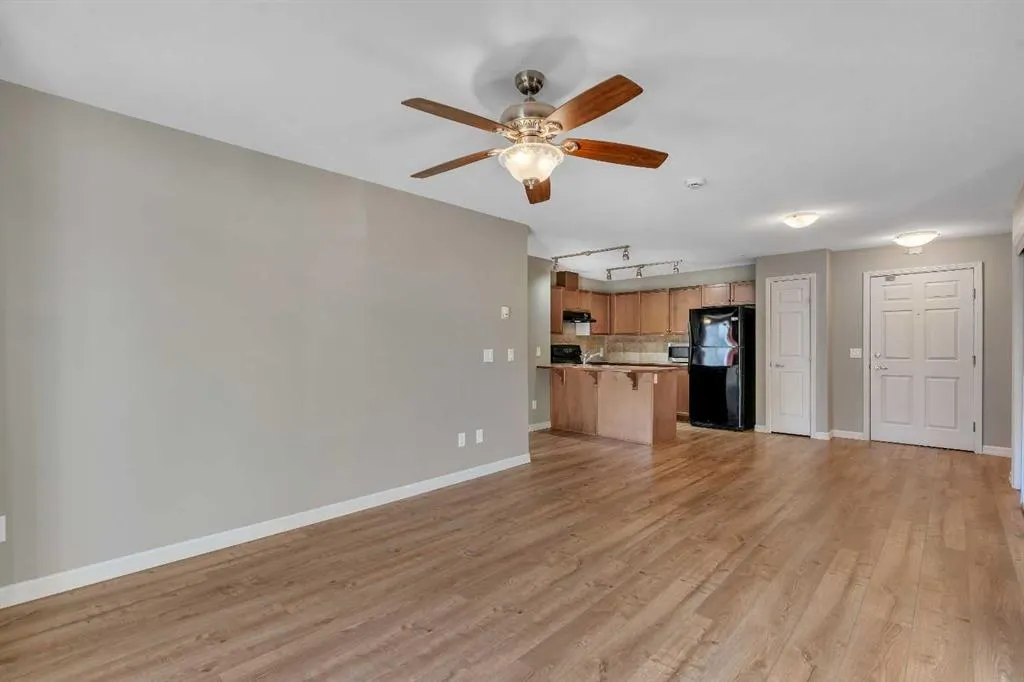 92 Crystal Shores Road, #3201
