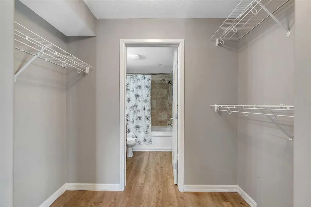 92 Crystal Shores Road, #3201