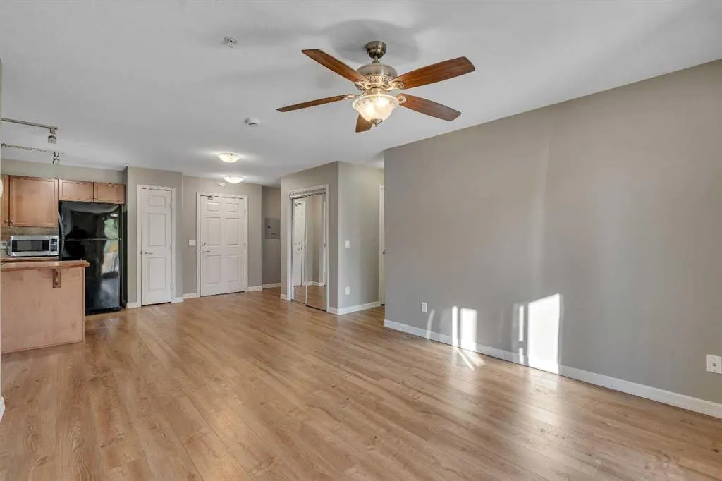 92 Crystal Shores Road, #3201