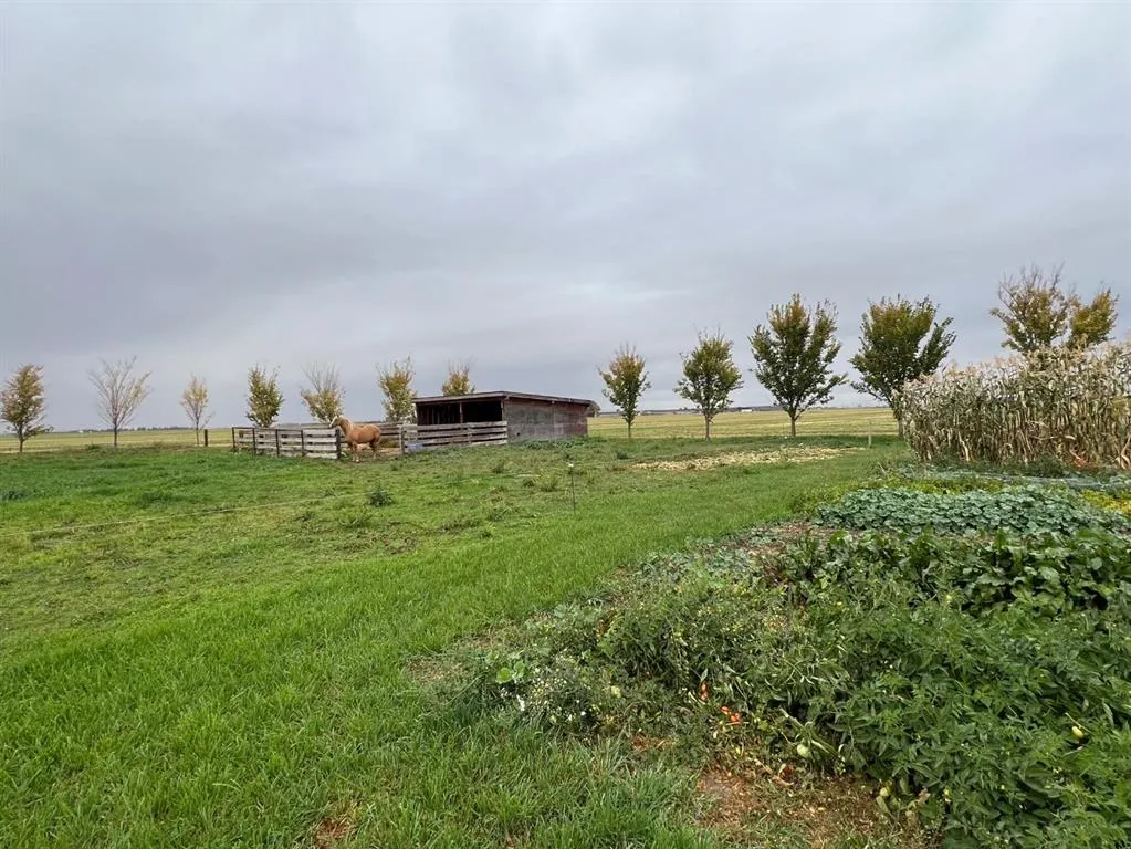 92008 Range Road 195