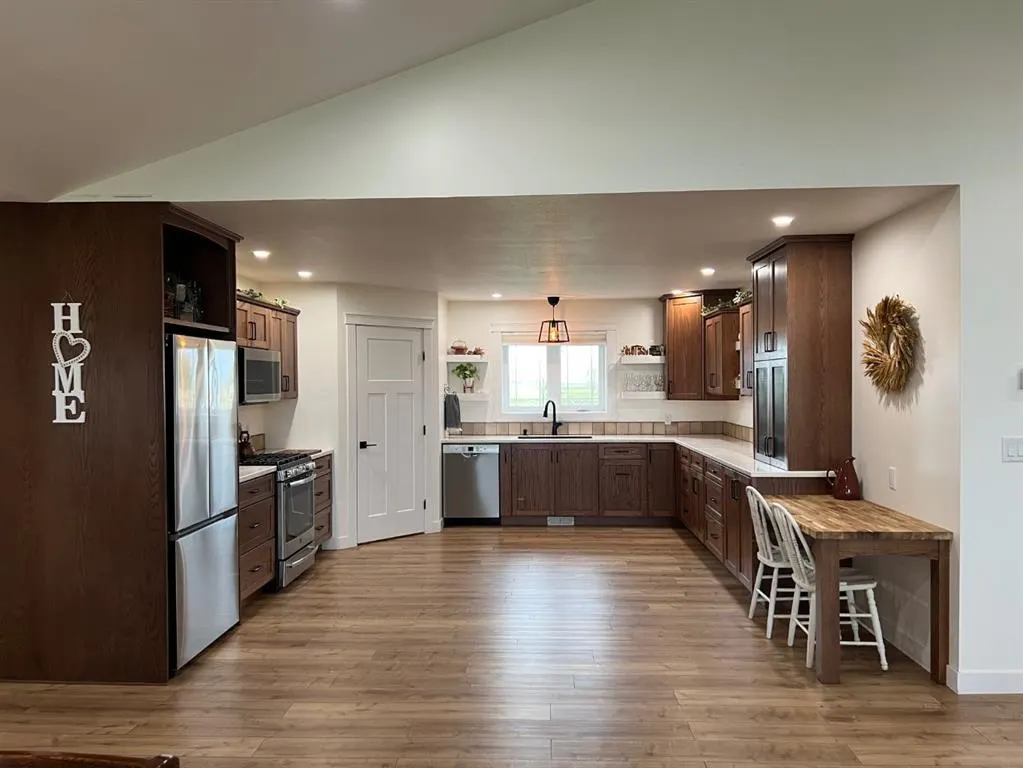 92008 Range Road 195