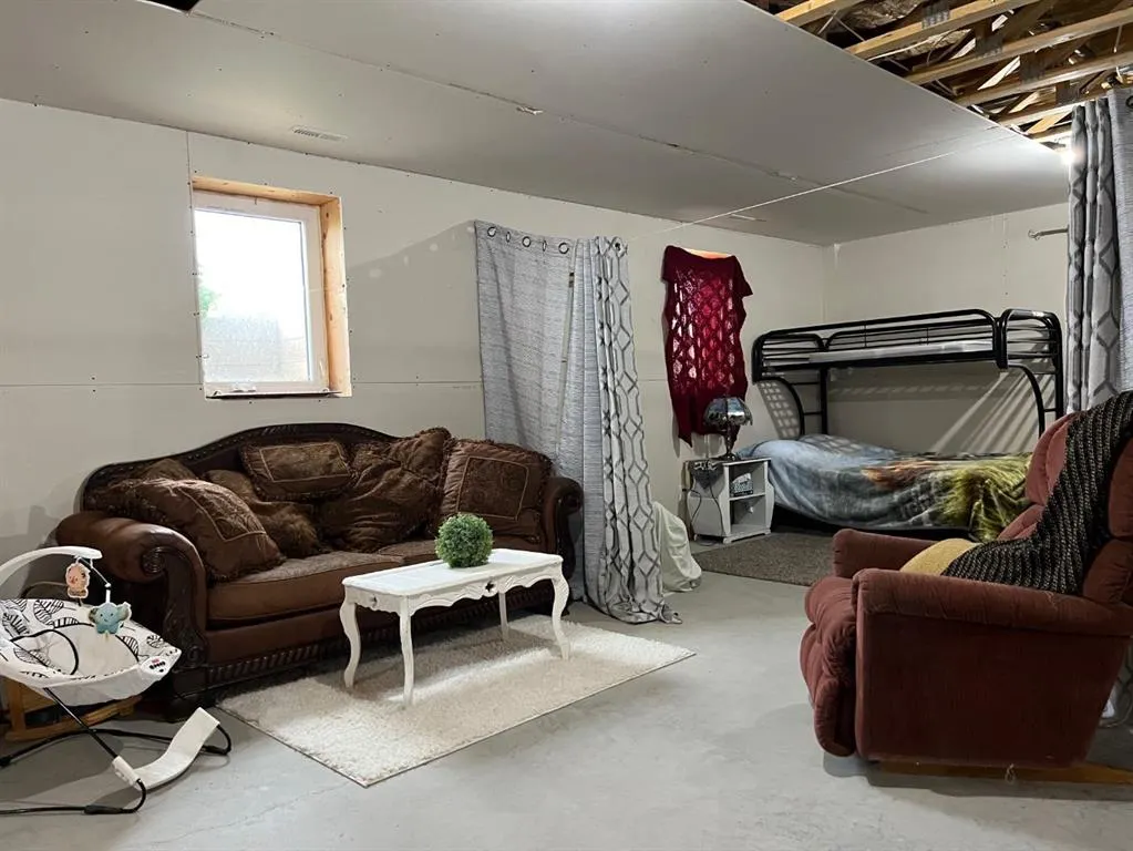92008 Range Road 195
