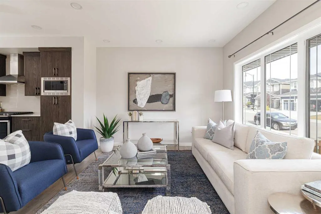 25 Sunrise Way