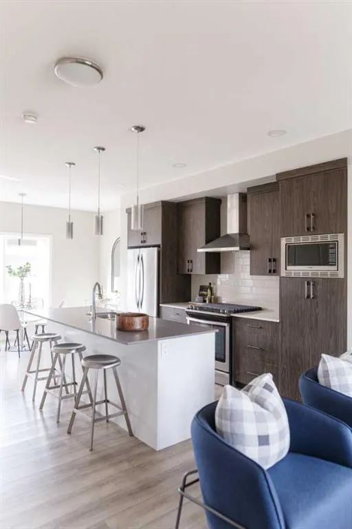 25 Sunrise Way
