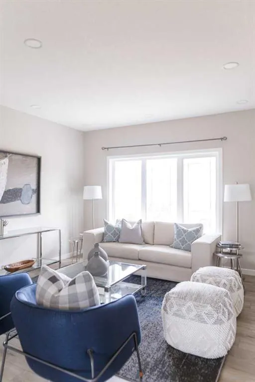 25 Sunrise Way
