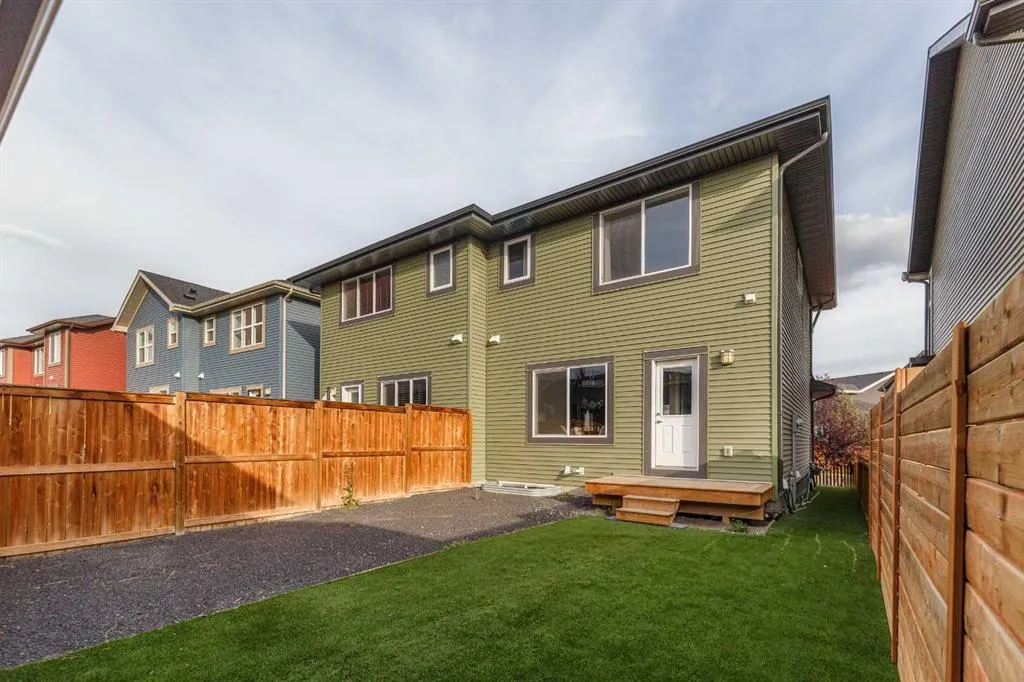 25 Sunrise Way