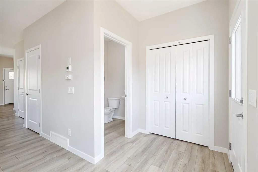 25 Sunrise Way
