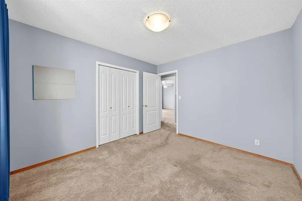 138 Hampstead Circle NW