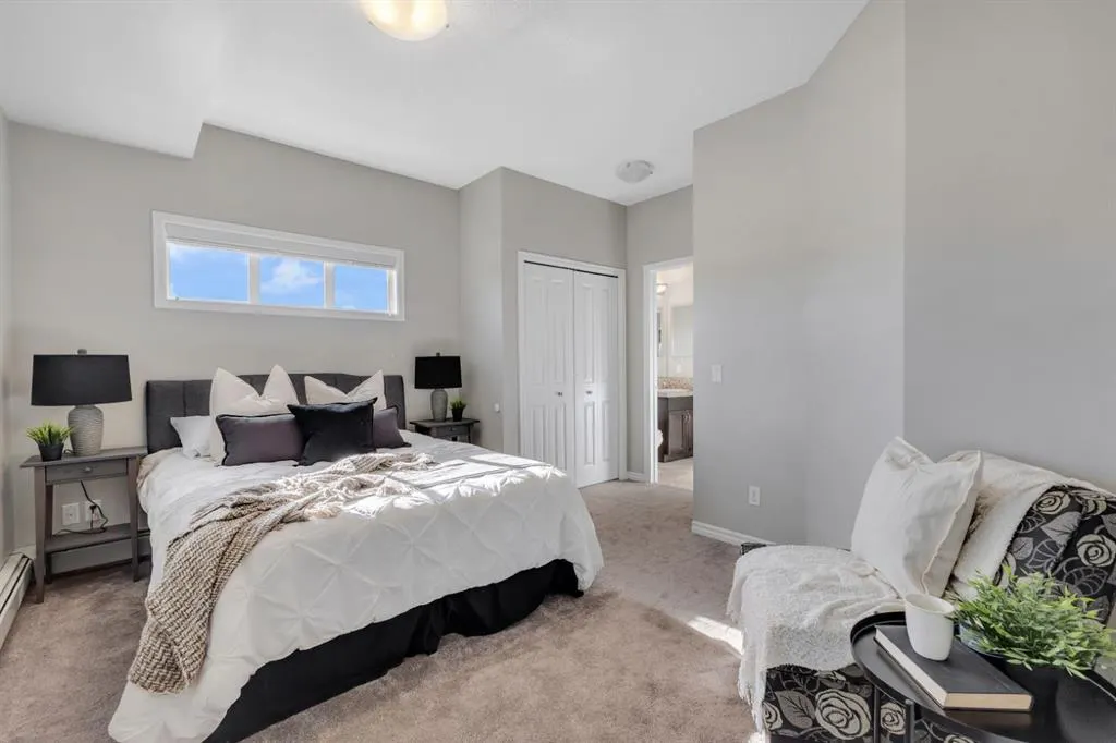4 Kingsland Close SE, #2315