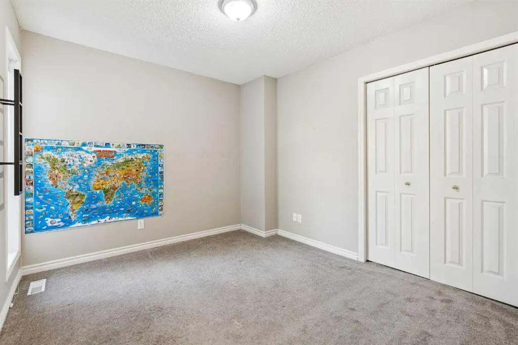 1048 Bridlemeadows Manor SW
