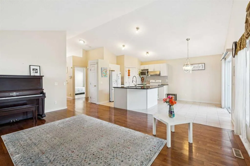 1048 Bridlemeadows Manor SW
