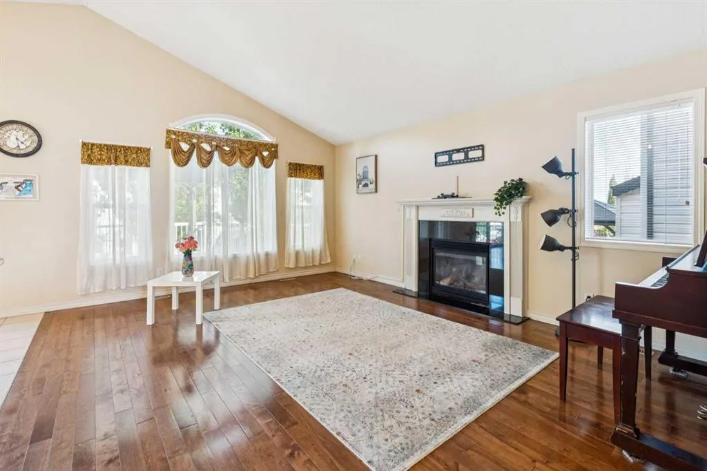 1048 Bridlemeadows Manor SW