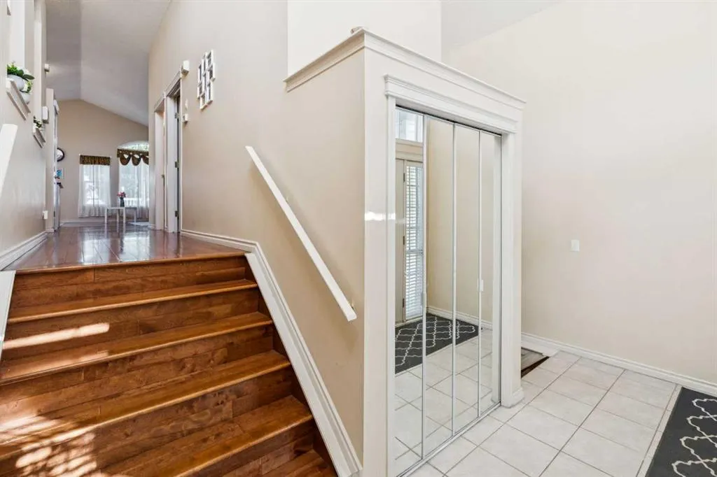1048 Bridlemeadows Manor SW