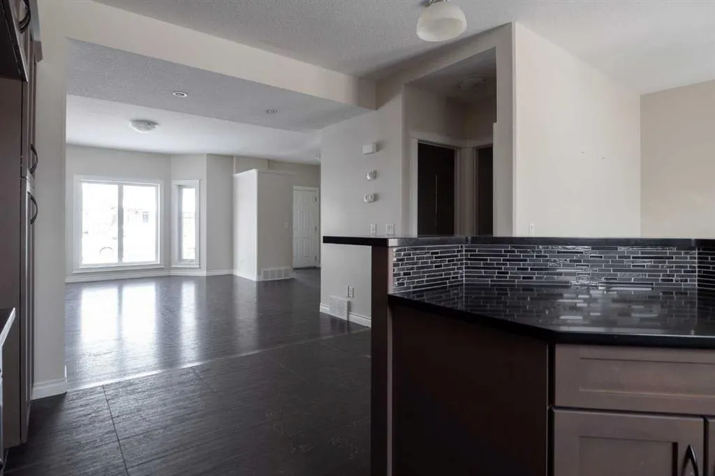 458 Walnut Crescent