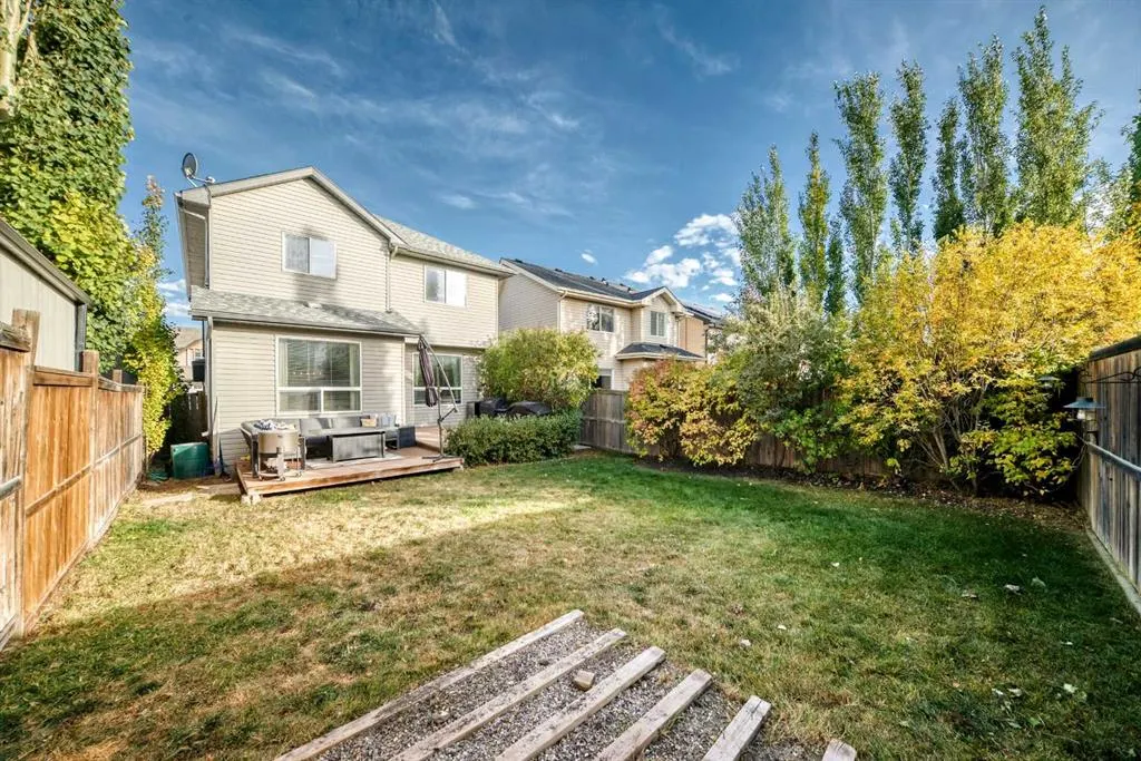 168 Royal Oak Terrace NW