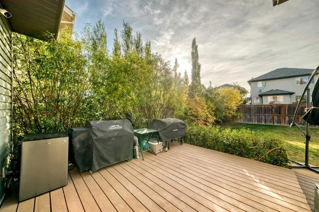 168 Royal Oak Terrace NW