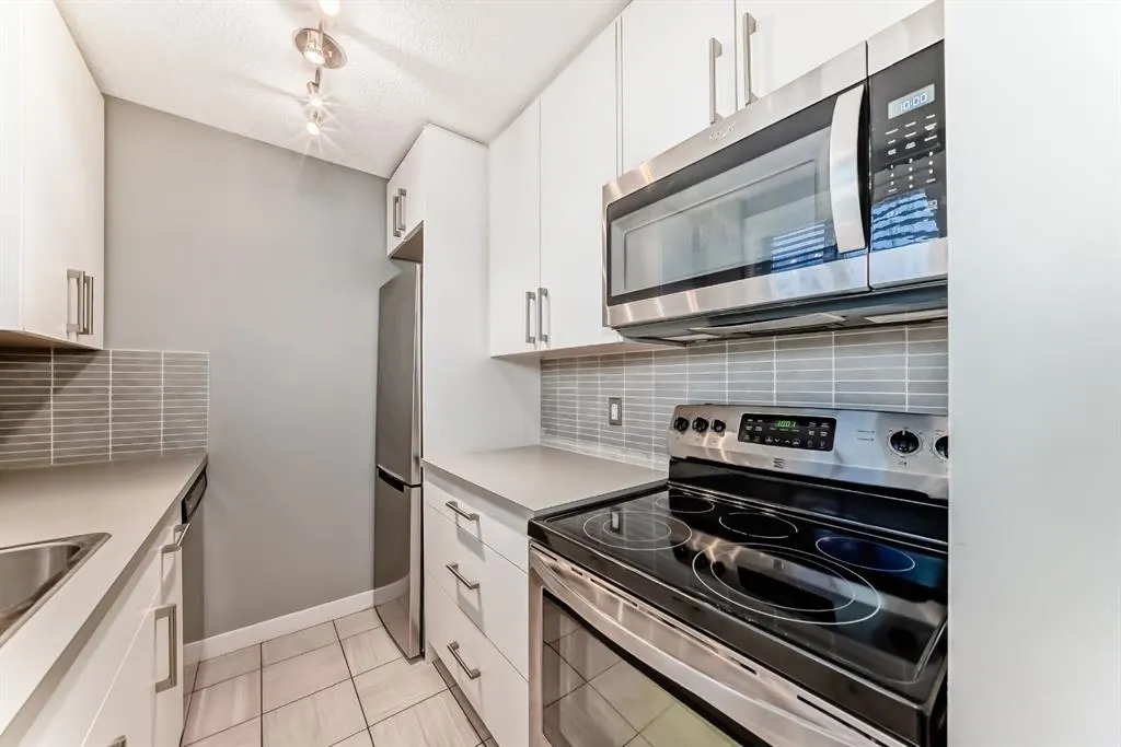 120 24 Avenue SW, #103