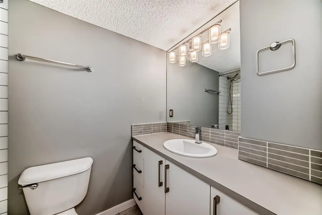 120 24 Avenue SW, #103