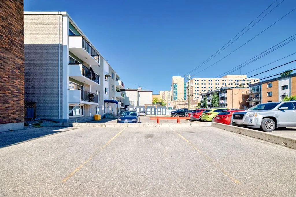 120 24 Avenue SW, #103