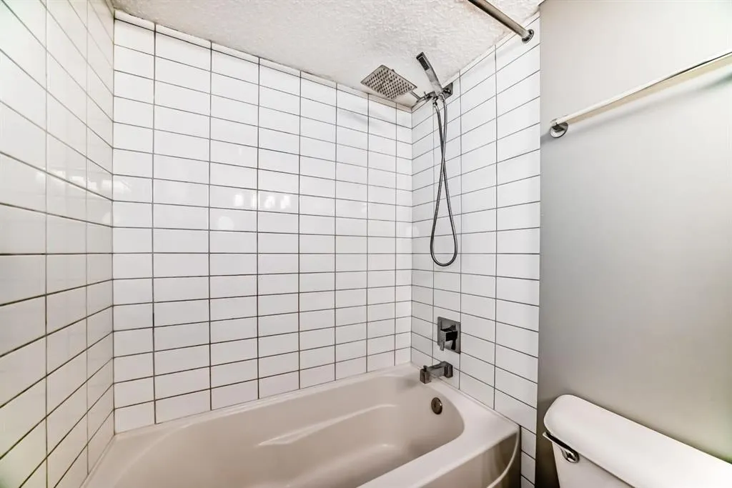 120 24 Avenue SW, #103