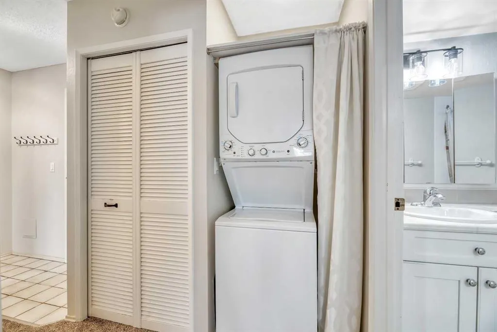 821 3 Avenue SW, #11
