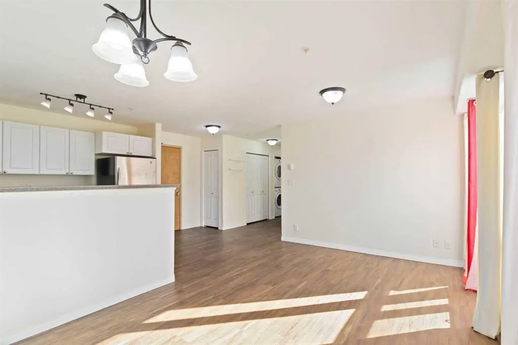 248B Grosbeak Way, #105