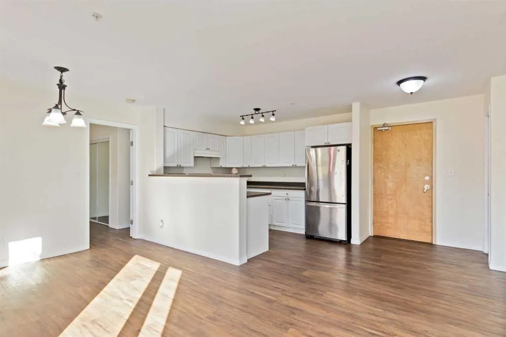 248B Grosbeak Way, #105