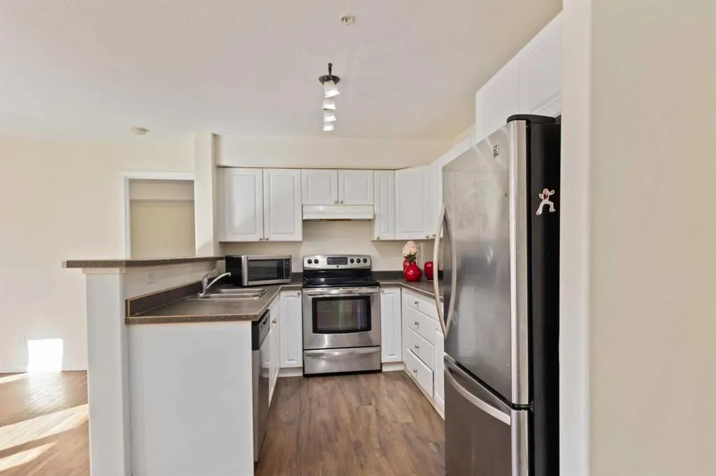 248B Grosbeak Way, #105