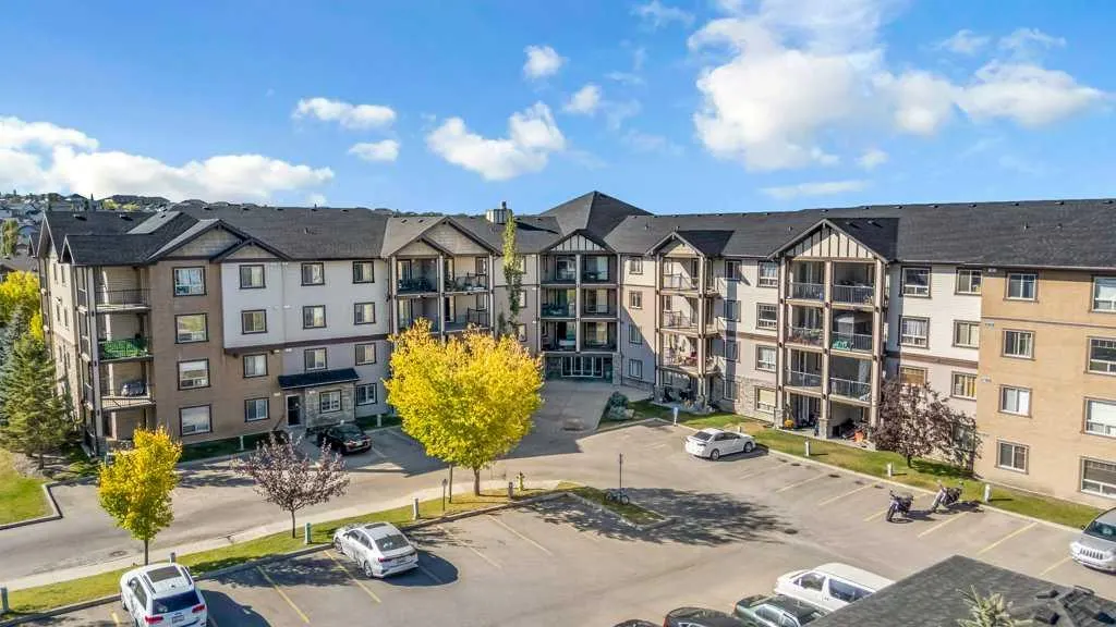 60 Panatella Street NW, #4102