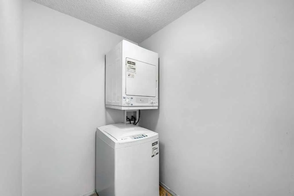60 Panatella Street NW, #4102