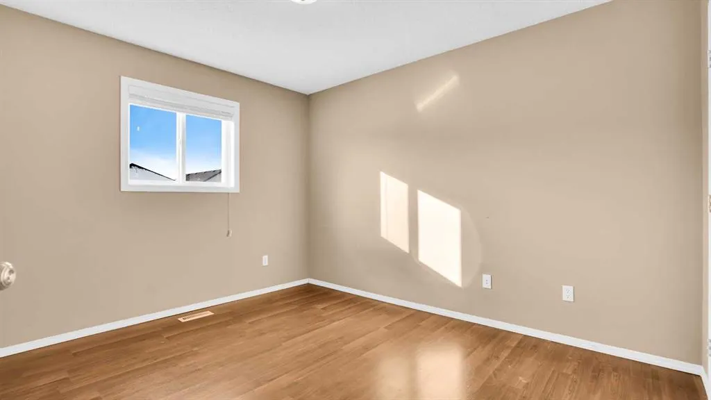 40 saddlefield Road NE