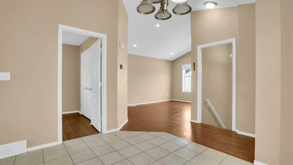 40 saddlefield Road NE
