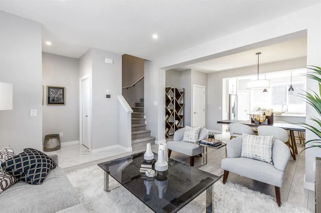156 Bridgeport Green