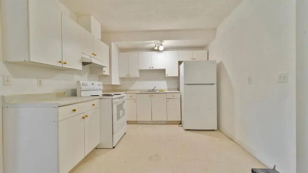 215 Taravista Drive