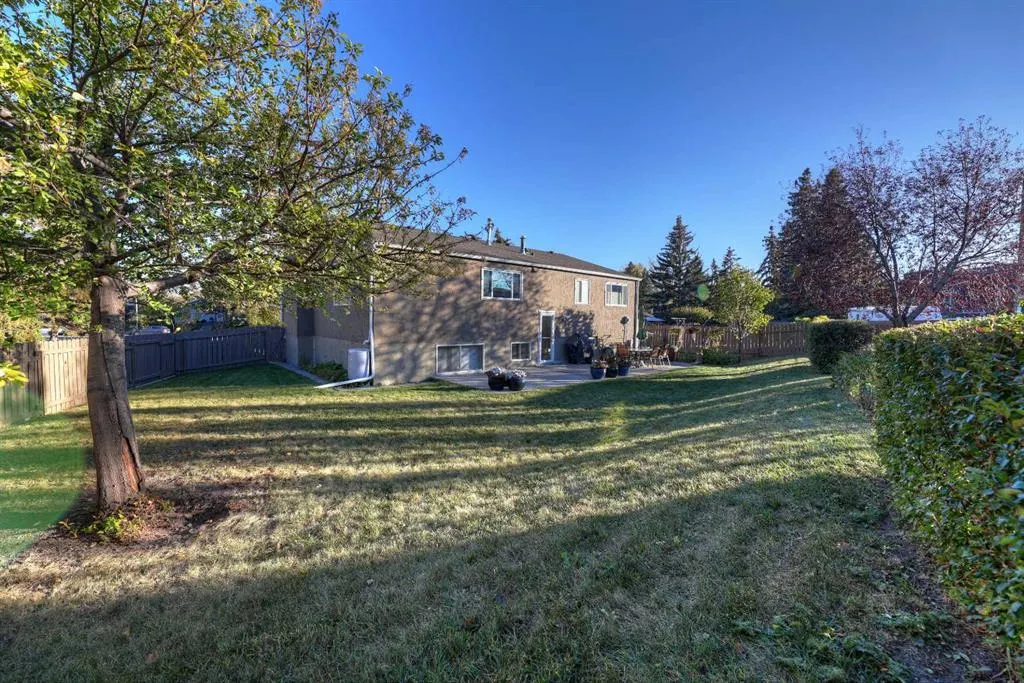 48 Thornwood Close NW