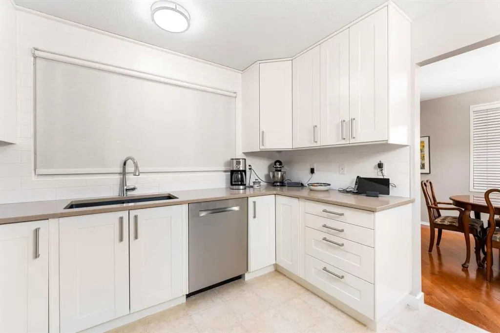 48 Thornwood Close NW